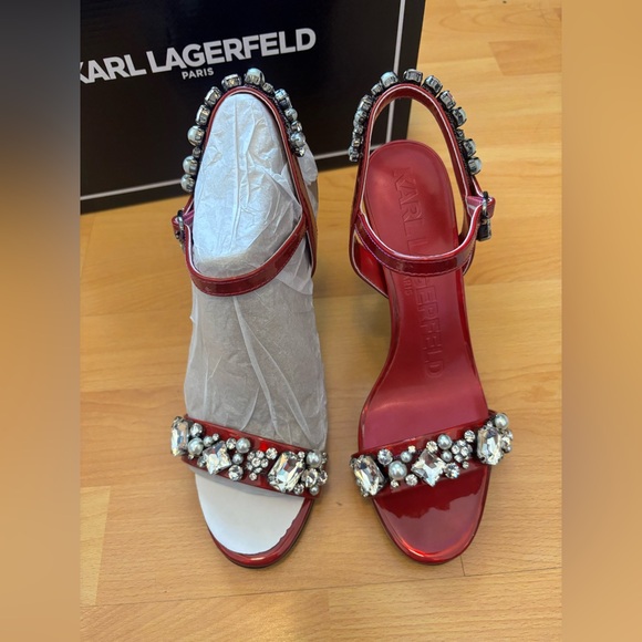 Karl lagerfeld Claude Embellished
Sandal NWT - Picture 2 of 15